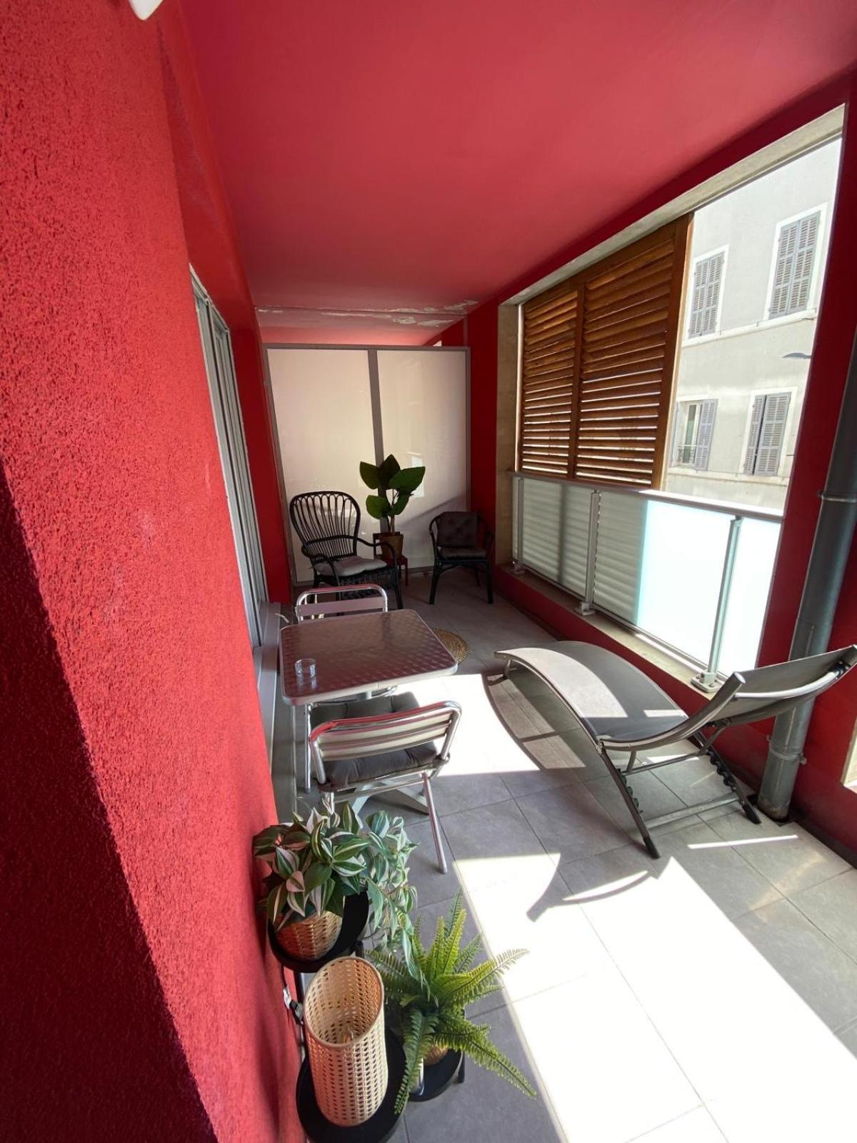 Ferienwohnung Elegant T3 Au Panier Vieux Port Avec Terrasse Privee Et Parking Marseilles Exterior foto