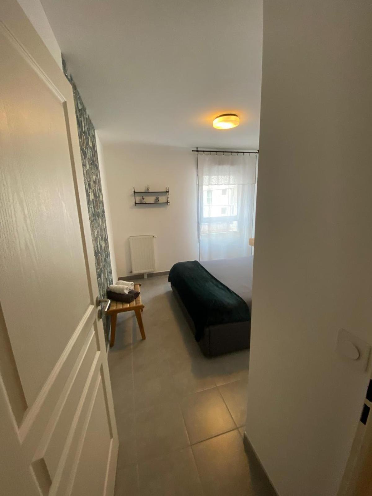 Ferienwohnung Elegant T3 Au Panier Vieux Port Avec Terrasse Privee Et Parking Marseilles Exterior foto